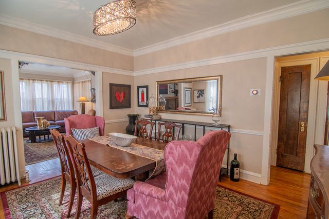 7741 S CHAPPEL Avenue, Chicago, IL 60649