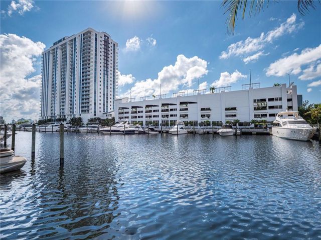 17111 Biscayne Boulevard 2105 + 1 BOAT SLIP, North Miami Beach, FL 33160