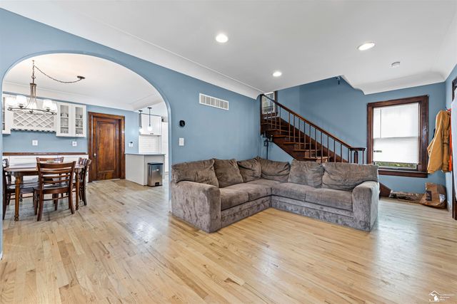 303 E Lorain Street, Monroe, MI 48162