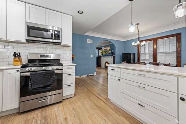 303 E Lorain Street, Monroe, MI 48162