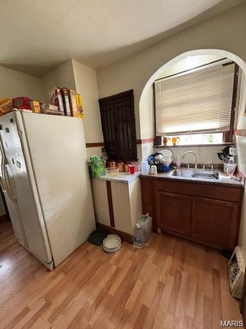 3802 Melba Place, St Louis, MO 63121