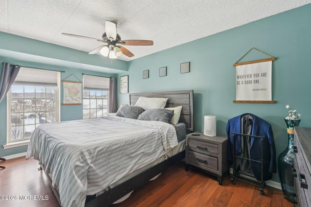 12 Iron Forge Square 12, Pompton Lakes, NJ 07442