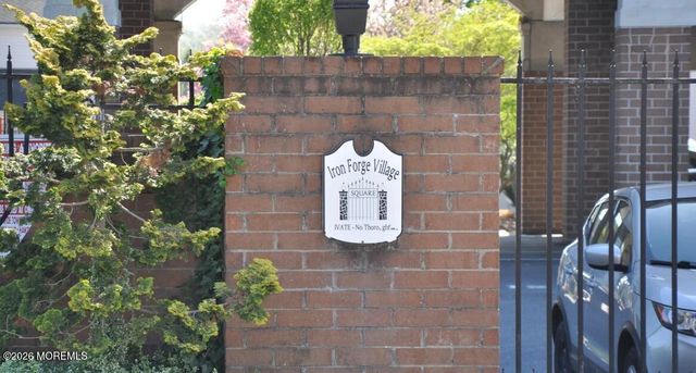 12 Iron Forge Square 12, Pompton Lakes, NJ 07442