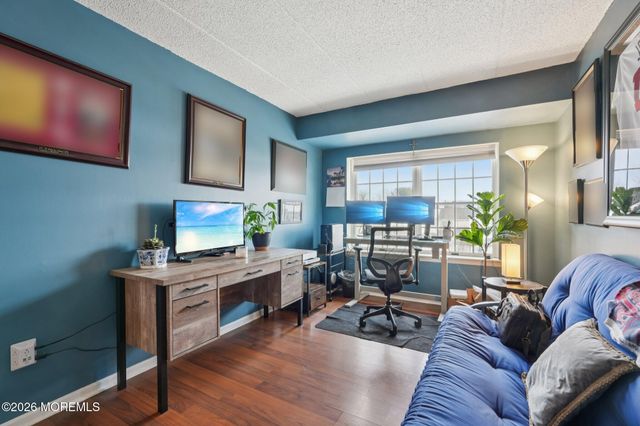 12 Iron Forge Square 12, Pompton Lakes, NJ 07442