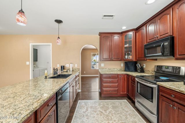 17629 N 39TH Drive, Glendale, AZ 85308