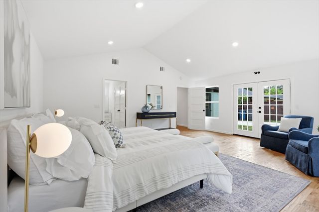 6811 Patrick Drive, Dallas, TX 75214