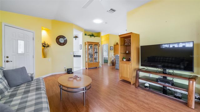 21709 KING RICHARDS WAY, Leesburg, FL 34748