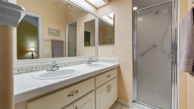 21709 KING RICHARDS WAY, Leesburg, FL 34748