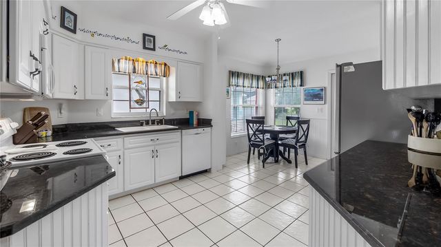 21709 KING RICHARDS WAY, Leesburg, FL 34748