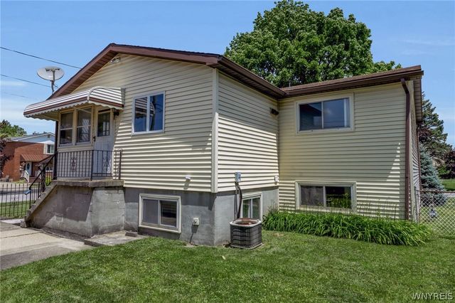 124 Olanta Street, Lancaster, NY 14043