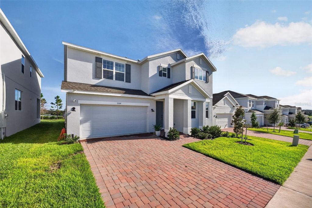 Image 1 of property listing at 7268 ROLLING LEAF ROAD, Groveland, FL 34736