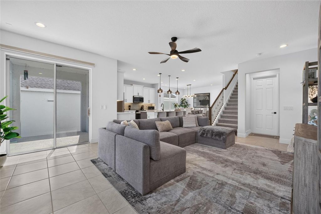 Image 23 of property listing at 7268 ROLLING LEAF ROAD, Groveland, FL 34736