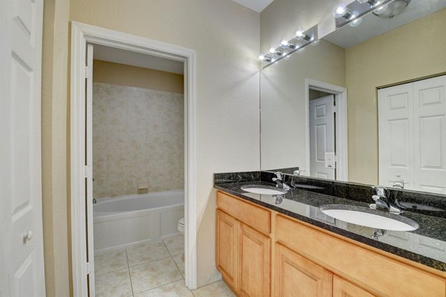 121 Hemingway Court, Palm Springs, FL 33461