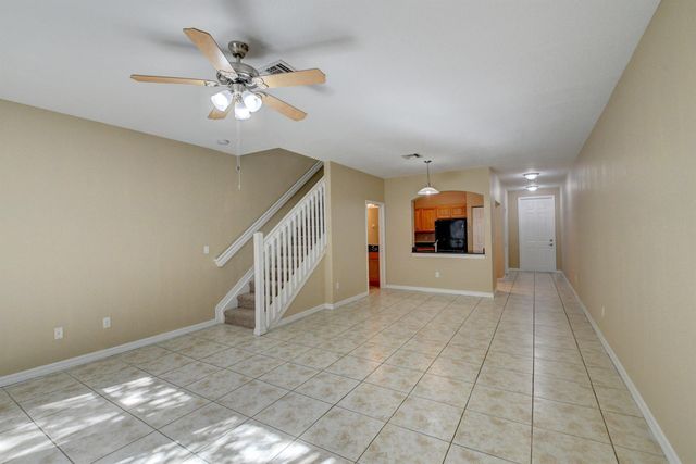 121 Hemingway Court, Palm Springs, FL 33461