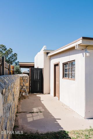 408 BARCELONA Drive, El Paso, TX 79905