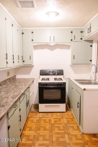 408 BARCELONA Drive, El Paso, TX 79905