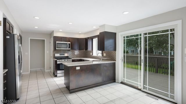 9 Cornell Rd, Cranford Twp., NJ 07016