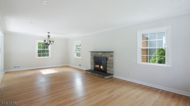 9 Cornell Rd, Cranford Twp., NJ 07016