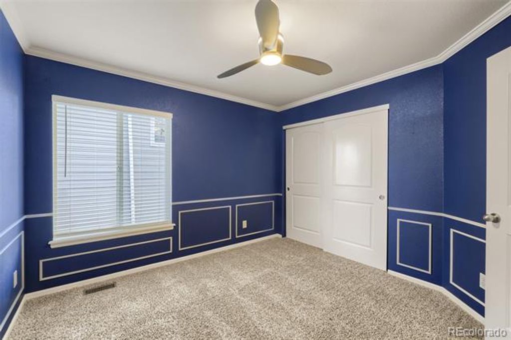 Image 22 of property listing at 7691 Bison Court, Littleton, CO 80125