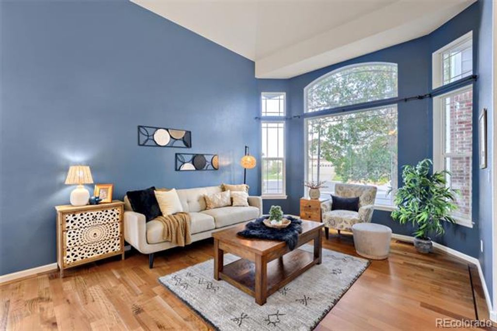 Image 3 of property listing at 7691 Bison Court, Littleton, CO 80125