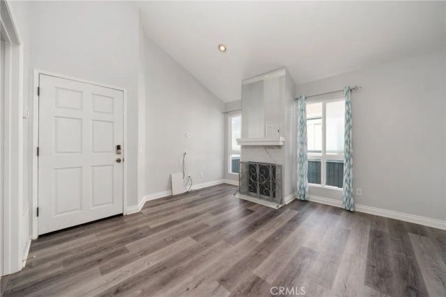 24 Seaside, Newport Beach, CA 92663