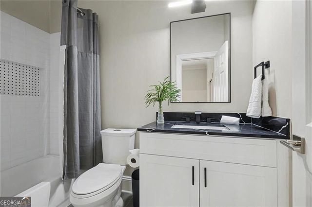 225 Farmbrooke Court, Atlanta, GA 30350