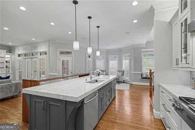 225 Farmbrooke Court, Atlanta, GA 30350