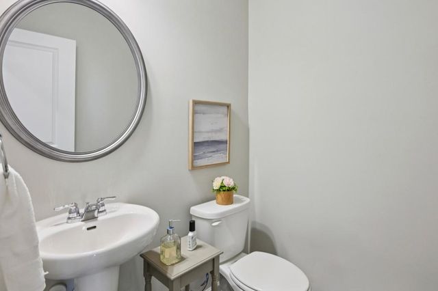 1300 Sweetbriar Circle, Atlanta, GA 30344