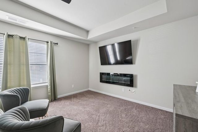 1300 Sweetbriar Circle, Atlanta, GA 30344