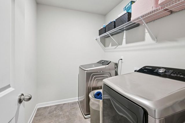 1300 Sweetbriar Circle, Atlanta, GA 30344