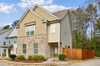 1300 Sweetbriar Circle, Atlanta, GA 30344