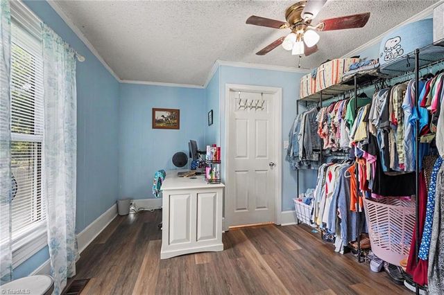 808 Barnes Street, Reidsville, NC 27320