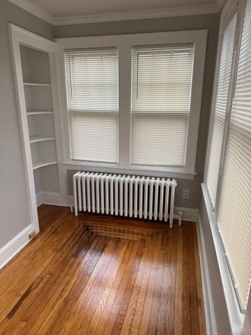 114 Kneeland Road, New Haven, CT 06512