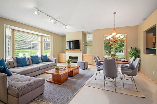 8956 Garland Court, Eden Prairie, MN 55347