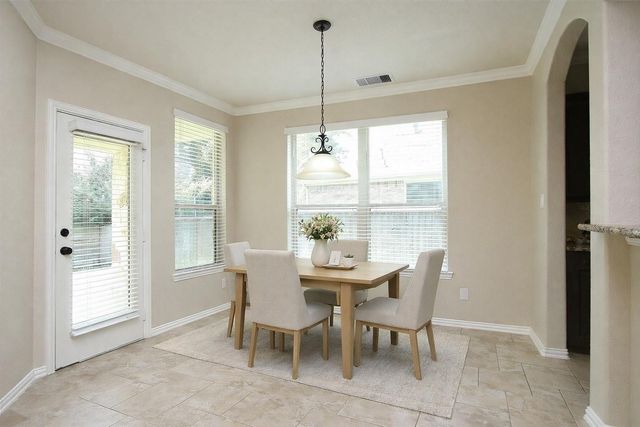 162 Hearthshire Cir, The Woodlands, TX 77354