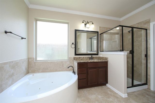 162 Hearthshire Cir, The Woodlands, TX 77354