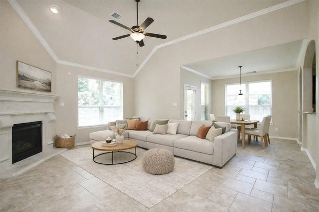 162 Hearthshire Cir, The Woodlands, TX 77354