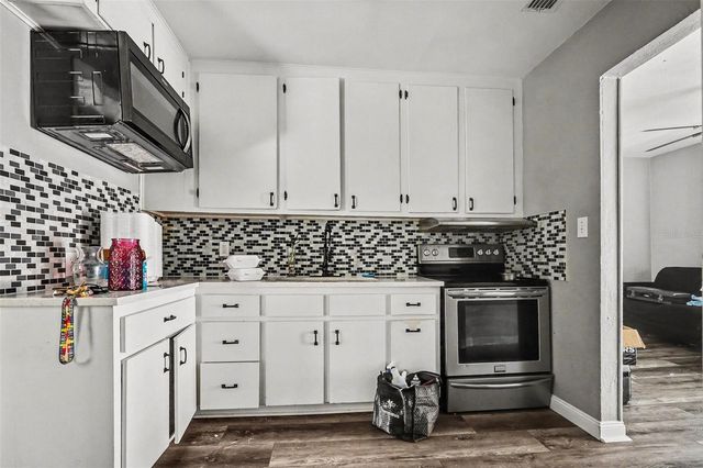 2505 LAKEVIEW STREET, Lakeland, FL 33801