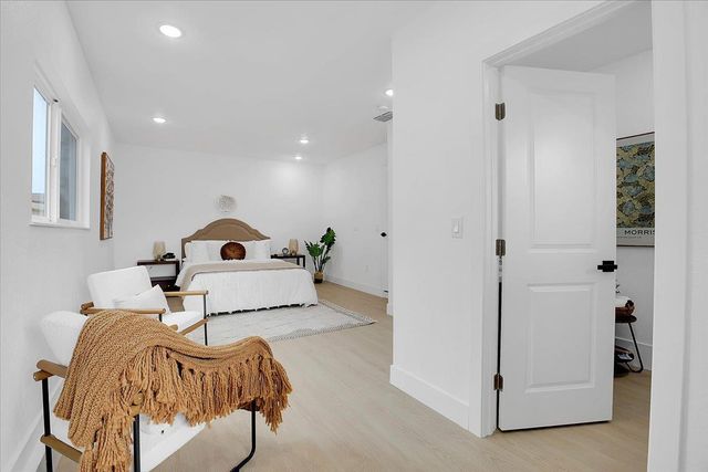 1953 Glenmore Dr, Olivehurst, CA 95961