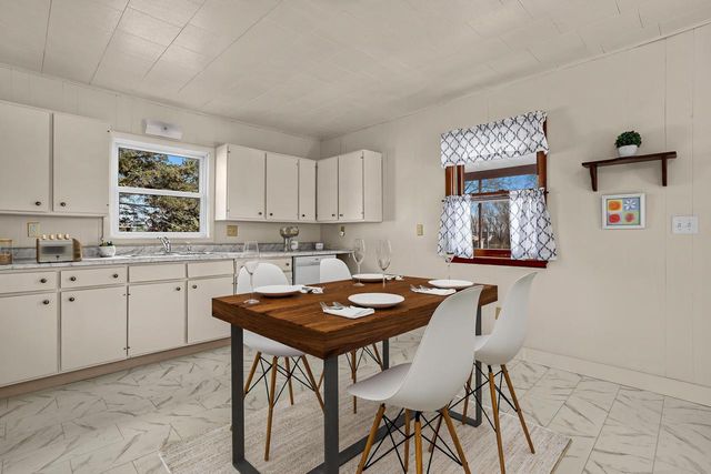 1240 Browns LANE, Dakota, MN 55925