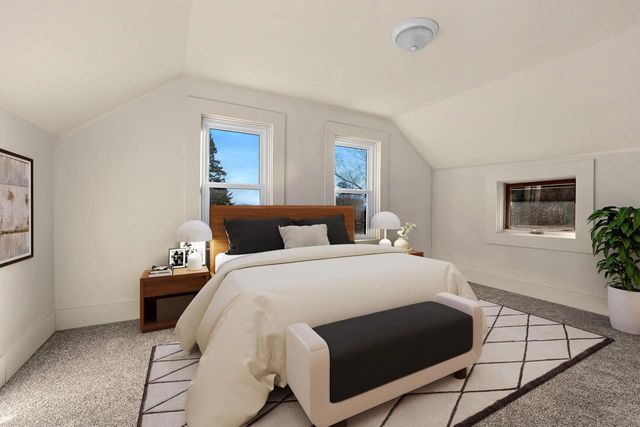 1240 Browns LANE, Dakota, MN 55925