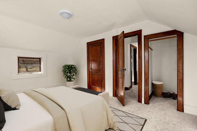 1240 Browns LANE, Dakota, MN 55925