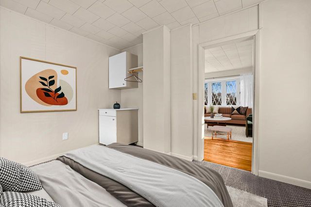 1240 Browns LANE, Dakota, MN 55925