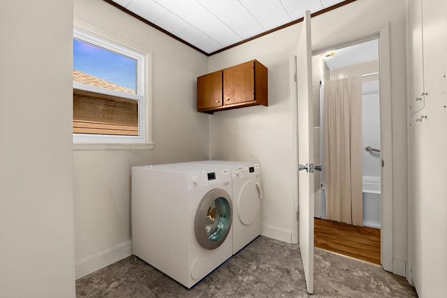 1240 Browns LANE, Dakota, MN 55925