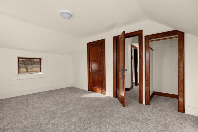 1240 Browns LANE, Dakota, MN 55925