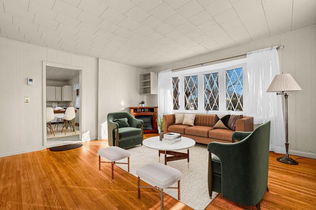 1240 Browns LANE, Dakota, MN 55925