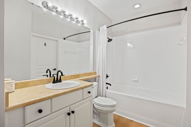 200 Bucksley Lane 105, Charleston, SC 29492