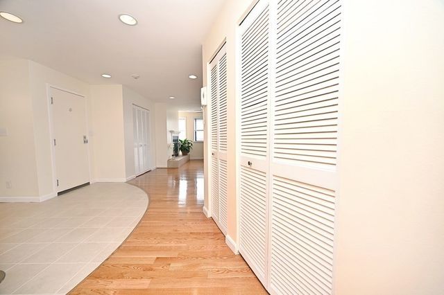 356 - 358 Main Street 42, Boston, MA 02129