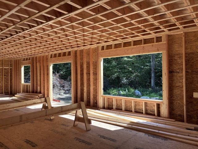 9 Oak Drive, Oxford, MA 01540