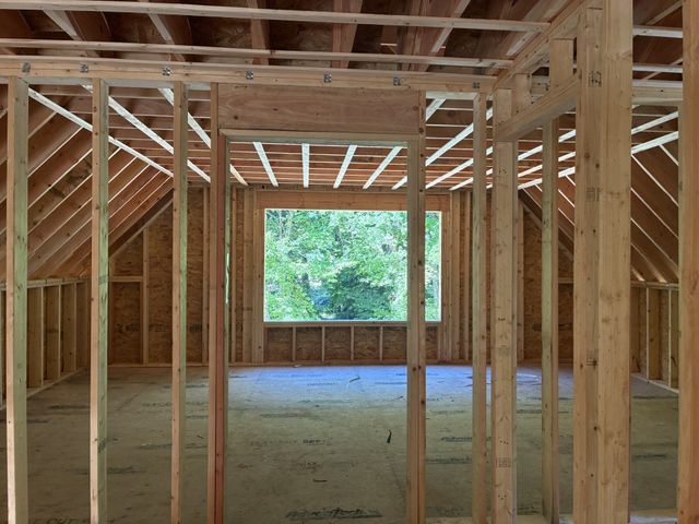 9 Oak Drive, Oxford, MA 01540